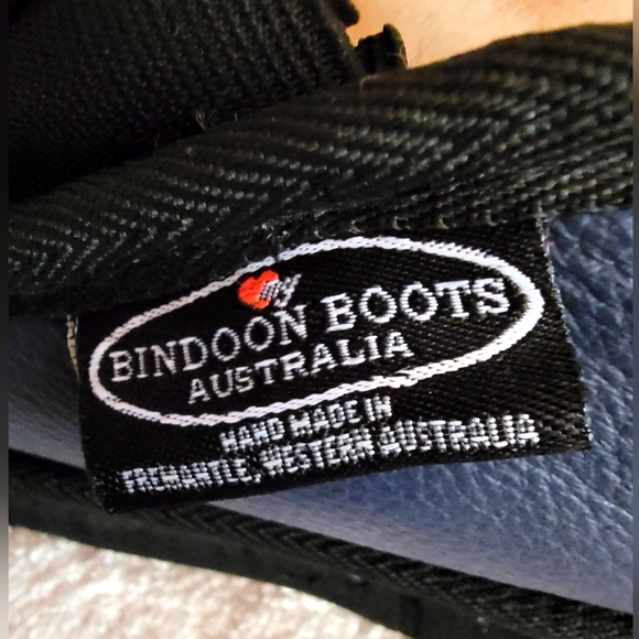 UGG/Bindoon Boots Leather Loafer Slippers with Sheepskin Lining - Blue - Size 9 - Picture 3 of 14